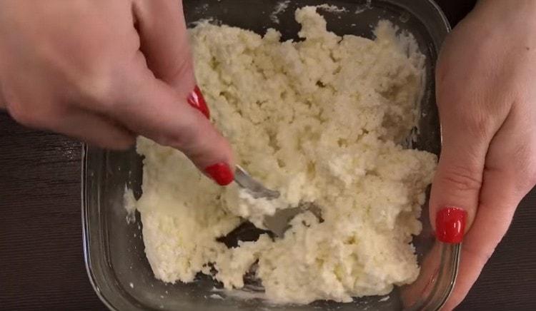 Както можете да видите, дори дете може да овладее рецептата за палачинки с извара.
