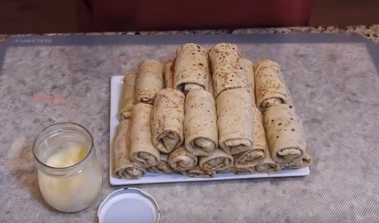 Както можете да видите, дори начинаеща домакиня ще овладее приготвянето на такова предястие с месо.