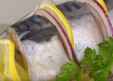Вкусна маринова скумрия: рецепта със стъпка по стъпка снимки и видеоклипове.