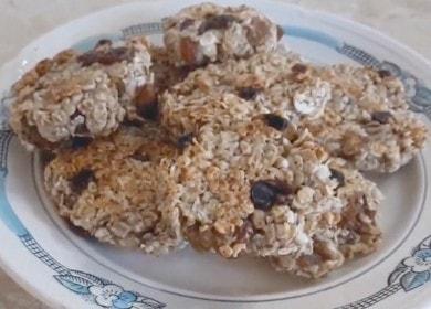 Готвим прости и вкусни овесени бисквитки в тиган според рецептата със снимка.