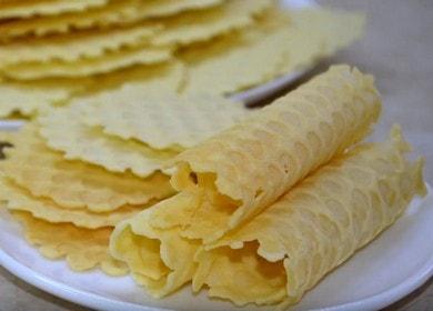 Печем вкусни бисквитки във вафлено желязо според рецептата със стъпка по стъпка снимки.