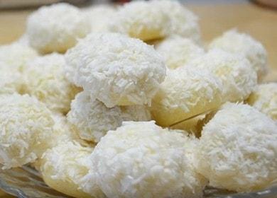 Готвене на най-вкусните бисквити с кокосови люспи по рецептата със стъпка по стъпка снимки.