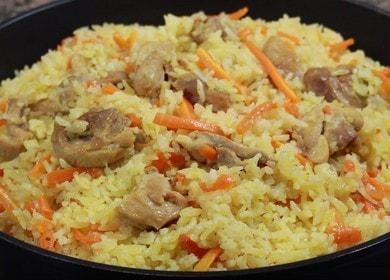 Готвене на вкусен пилаф с пиле в тиган според рецептата със снимка.