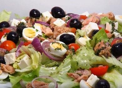 Вкусна рецепта за салата с консервирана риба тон: гответе със стъпка по стъпка снимки.