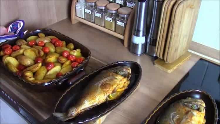 Дорадо във фурната според стъпка по стъпка рецепта със снимка