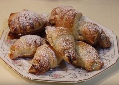 Кайсиеви листни кроасани без мая - бърза и вкусна рецепта