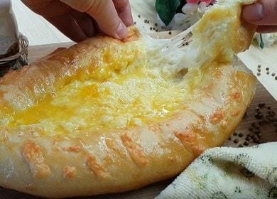 Приготвяме аджарийски хачапури по стъпка по стъпка рецепта със снимка.