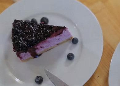 Синя чийзкейка без печене - универсална рецепта