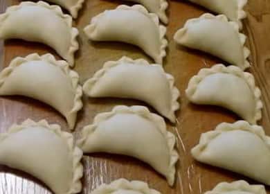 вкусни класически кнедли с кисело зеле