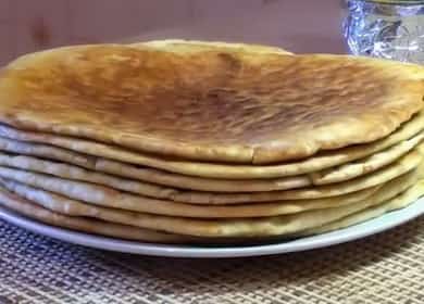 Как да научите как да готвите вкусни торти в заквасена сметана в тиган