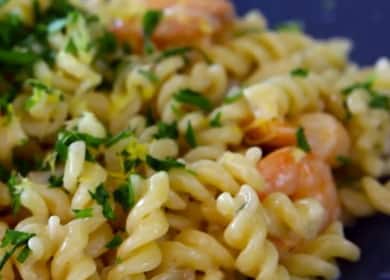 Вкусна и здравословна вечеря - паста със скариди в кремообразен сос