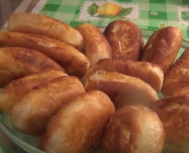 Как да научите как да готвите вкусни пайове с извара