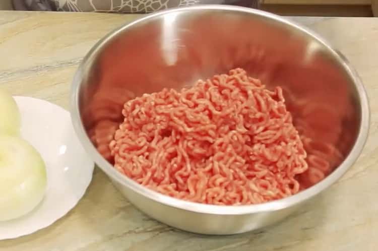 За да направите самса, пригответе каймата