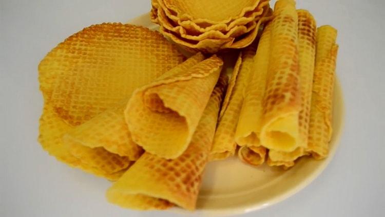 Тесто за хрупкави вафлени рулца - просто и вкусно