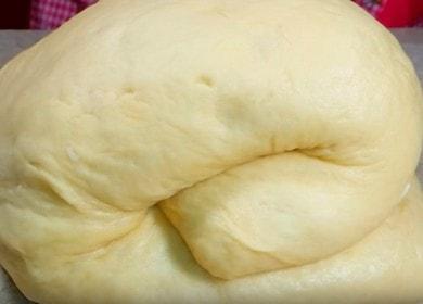Маслено тесто с мая върху заквасена сметана - оближете пръстите си 🍞
