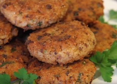 приготвяме вкусни и удовлетворяващи боб котлети по стъпка по стъпка рецепта със снимка.