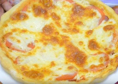 Приготвяме успешно тесто за пица във водата без мая по стъпка по стъпка рецепта със снимка.