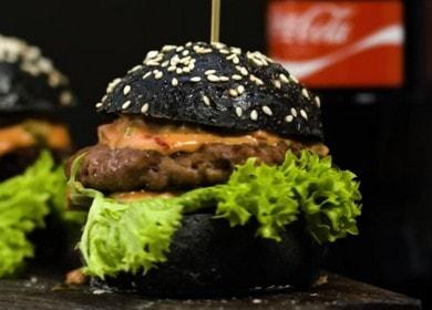 Сочно месо черен домашен бургер 🍔