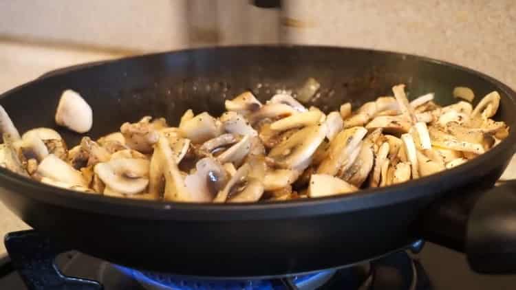 champignon julienne добавете сол