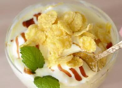 Как да си направите истински сладолед Sundae у дома