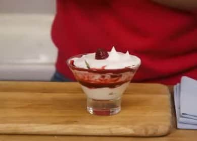 Рецепта за кремообразен мус с малинова кюри - невероятно вкусен 🍨