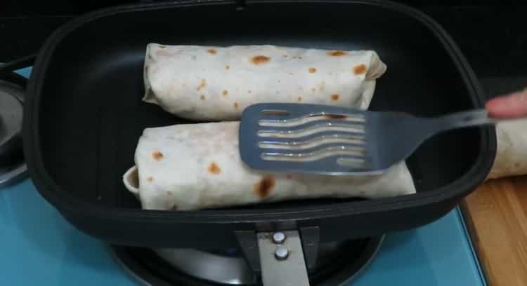 Как да научите как да готвите вкусен пълнеж шаурма