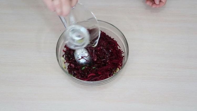 Готвене на салата с консервиран червен боб