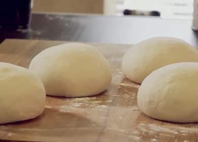 Класическо тесто за пица с мая - италианска рецепта 🍕