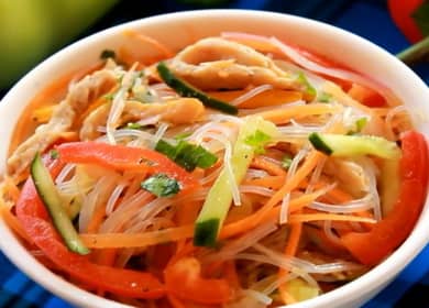 Fungose ​​салата със свинско и зеленчуци - здравословни и вкусни юфки 🍜