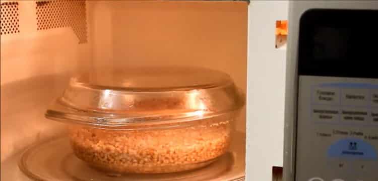 Вкусна елда в микровълновата само за 15 минути