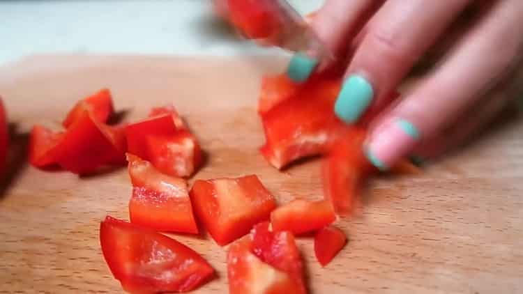 За готвене нарежете зеленчуците