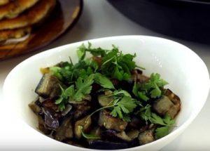 вкусен патладжан с яйце: гответе по стъпка по стъпка рецепта със снимка.