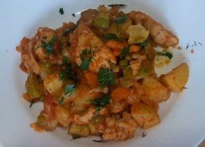 Готвим вкусна зеленчукова яхния с пиле по стъпка по стъпка рецепта със снимка.