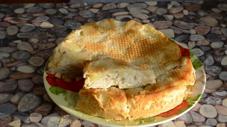 гъба торта с ябълки готова