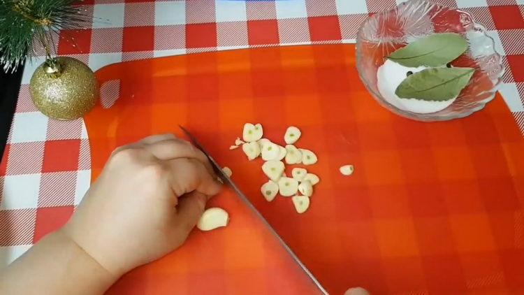 Как да готвя свинско свинско месо във фурната