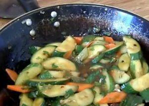 Пържени краставици - рецепта за вкусно китайско ястие