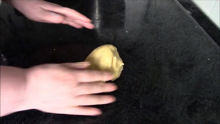 омесете тестото