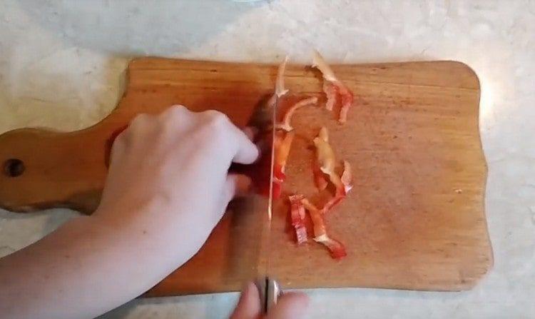 Сламен български пипер.