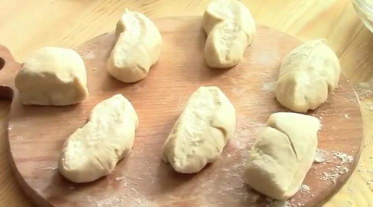 Разделете тестото за готвене