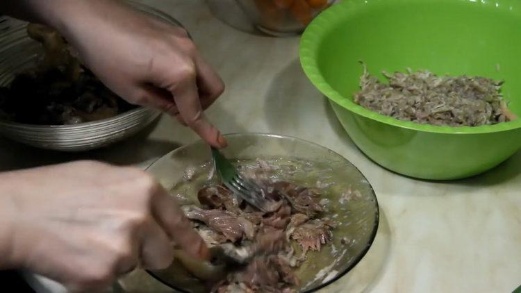За готвене накълцайте месо