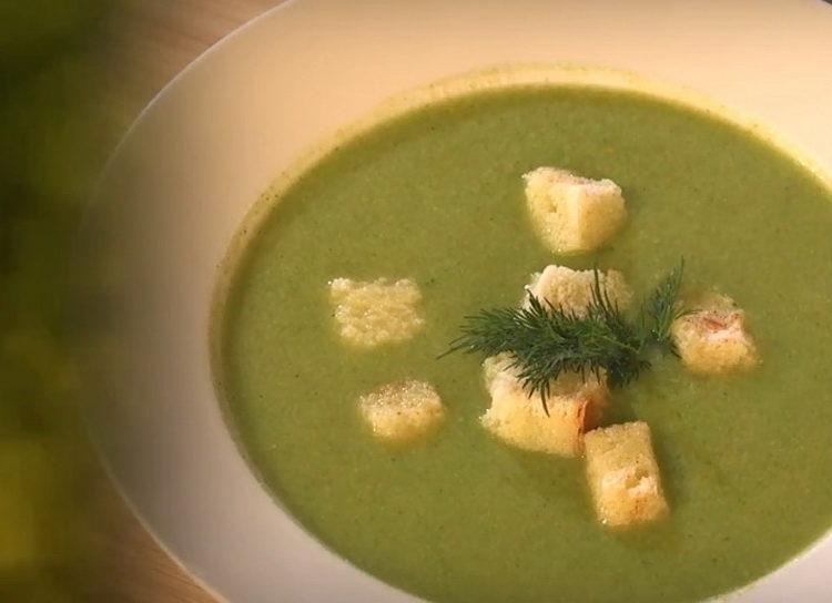 супа от пюре от броколи и карфиол