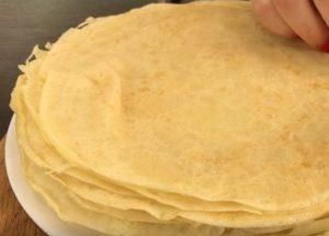 Готвене на вкусни палачинки без яйца: проста стъпка по стъпка рецепта със снимка.