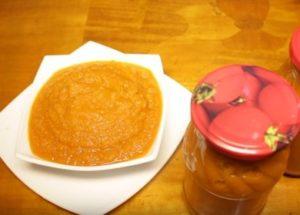 Вкусен и ароматен хайвер за тиква в бавна готварска печка: гответе по стъпка по стъпка рецепта със снимка.