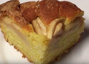Приготвяме вкусен корнишски ябълков пай по стъпка по стъпка рецепта със снимка.