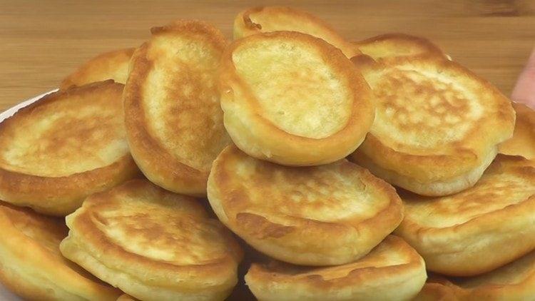 Ето нашите великолепни палачинки на заквасена сметана.