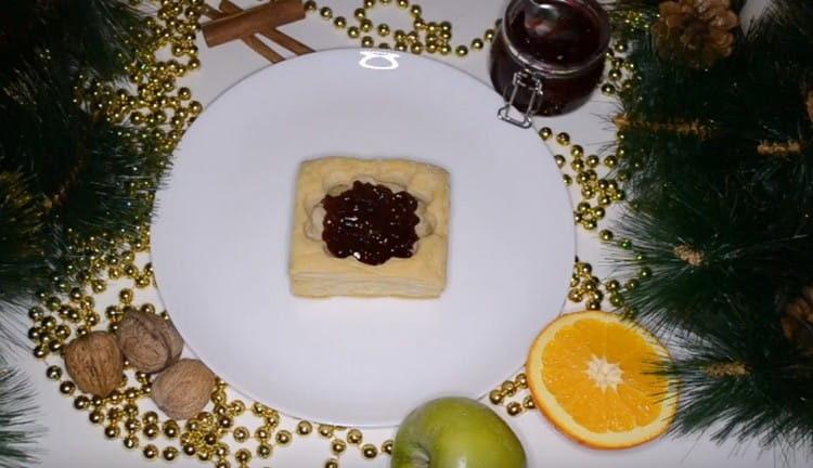 Както можете да видите, тази рецепта със сладко от боровинки е наистина много проста.