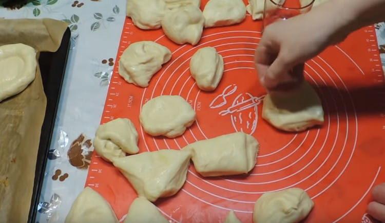 Третата част от теста е разделена на части.