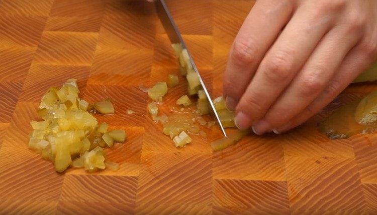 Кисели краставички.
