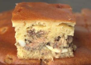 вкусен желиран пай с риба от консерви