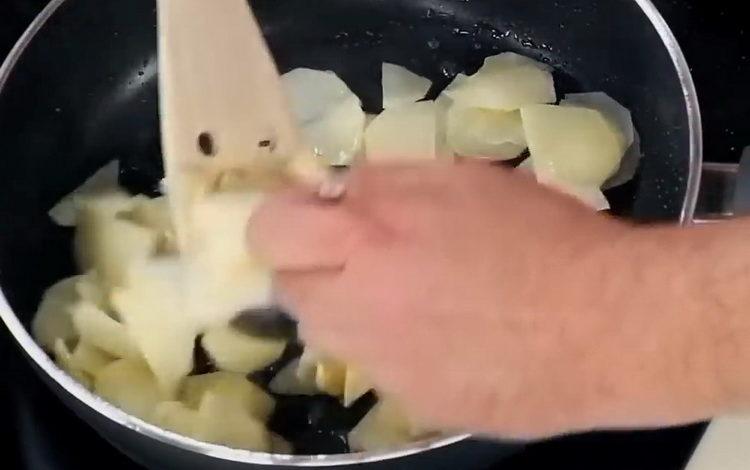 запържете картофите